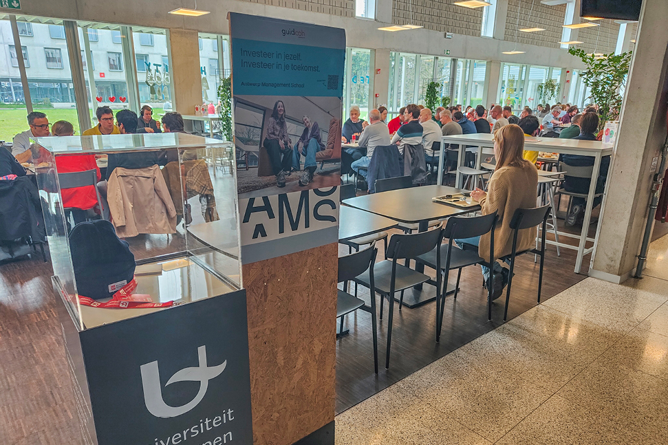 AMS_2